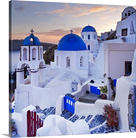 Greece, Aegean islands, Cyclades, Santorini island, Oia village ...