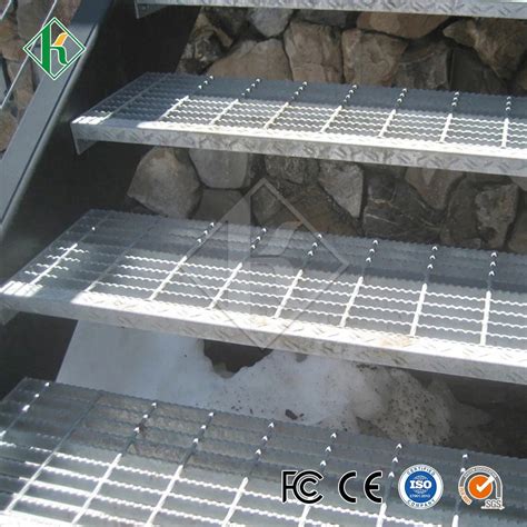 Kaiheng Galvanized Steel Stair Treads Manufacturing Hot Dip Galvanized