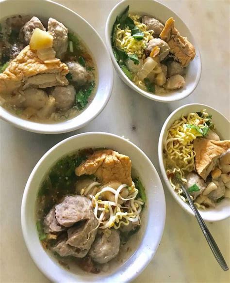 8 Tempat Makan Bakso Di Jakarta Paling Enak