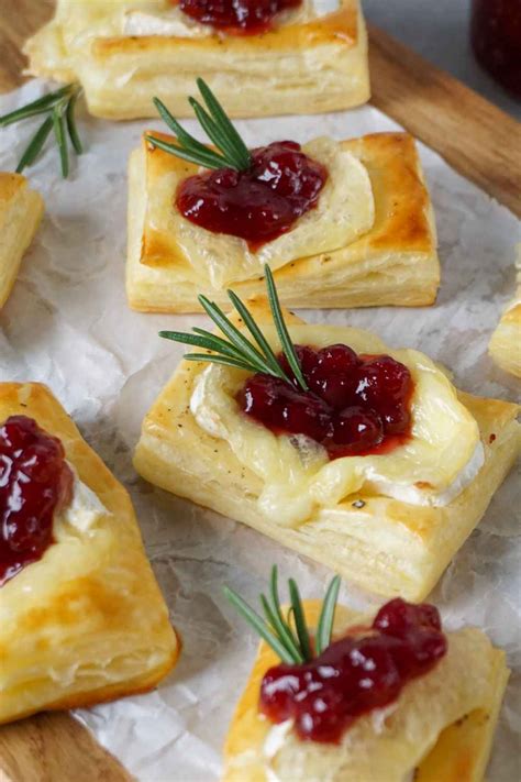 Blätterteig Häppchen mit Camembert