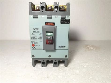 Hyundai HiBS 103 Molded Case Circuit Breaker 15A At 999 In Bhavnagar