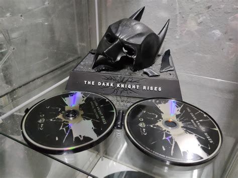 The Dark Knight Rises Limited Edition Blu Ray With Broken Cowl Batman