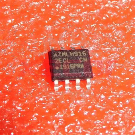 At C C Sshl T Microchip Eeprom Xecor