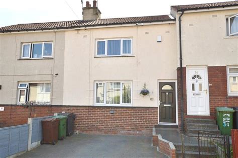 Southroyd Park Pudsey West Yorkshire 2 Bed Terraced House £155 000