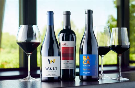 Best Zinfandel Wines | Wine to Spirits Crown