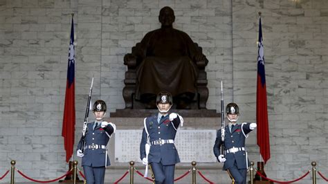 Lawmakers Eye Removal Of Taiwans Top Chiang Kai Shek Memorial