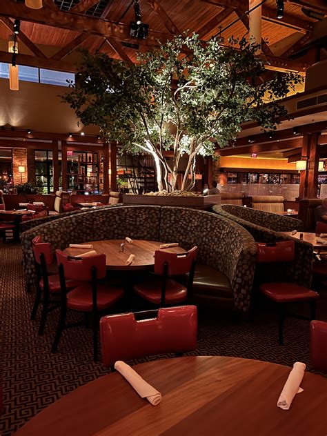 Seasons 52 Fresh Grill And Wine Bar Clubhouse World Adventures Llc