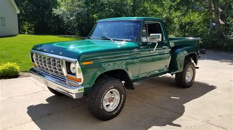 Ford F150 Stepside Bed