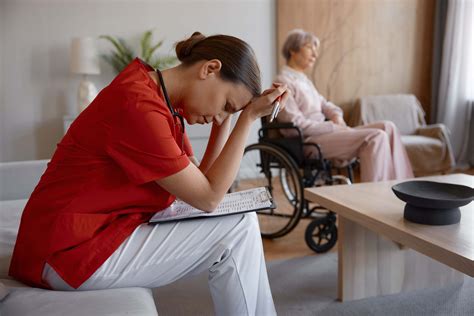 Qué es el síndrome del cuidador quemado o burnout del cuidador