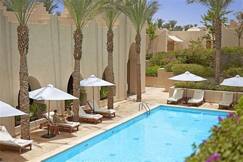 Four Seasons Resort Arm El Eik Amos Travel