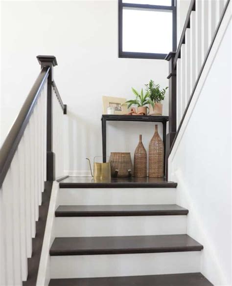 Decorate Stair Landing Corner Stairs Decor Stair Landing Wall Decor
