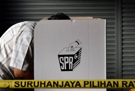 Malaysia Mengundi Pada 19 November Suara Merdeka