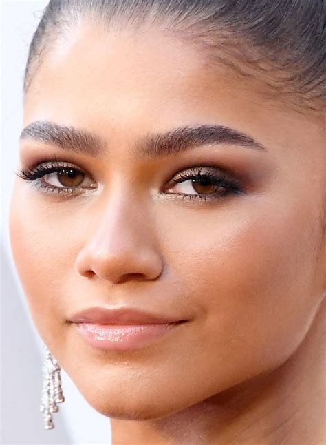 Oscars 2018 The Best Skin Hair And Makeup Looks On The Red Carpet