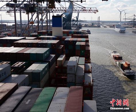 Jungfernfahrt Von Chinas Super Containerschiff Erfolgreich Cn