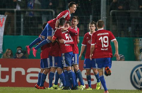 Spvgg Unterhaching Wirft Rb Leipzig Aus Dem Dfb Pokal Abendzeitung