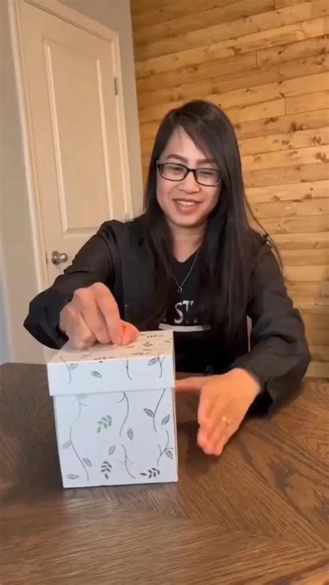 CAJA SORPRESA CON MARIPOSAS VOLADORAS Moldes Gratis Divas Creativas