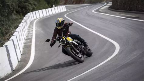 Ducati Scrambler Icon Una Naked Sempre Pi Veloce Italia Head