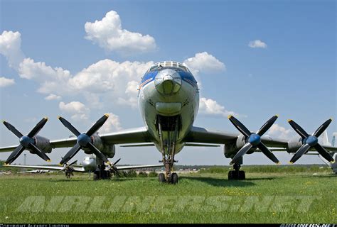 Tupolev Tu-114 - Untitled | Aviation Photo #1730517 | Airliners.net