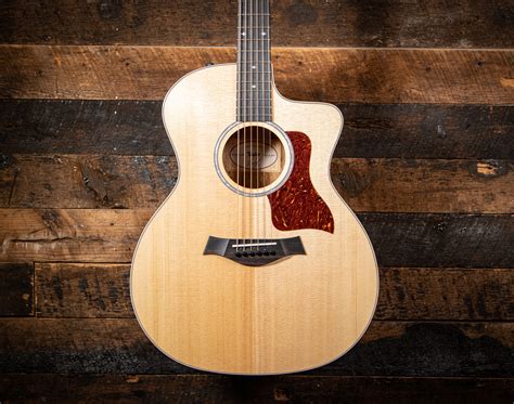 Taylor 214ce K Deluxe 84