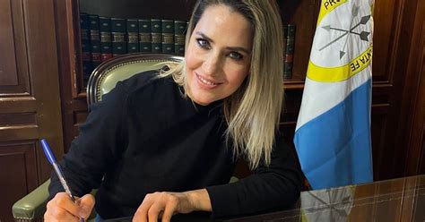 Se Lanz Carolina Losada Anunci Que Ser Precandidata A Gobernadora