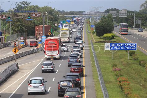 UJI COBA GANJIL GENAP TOL JAKARTA KALIKANGKUNG ANTARA Foto