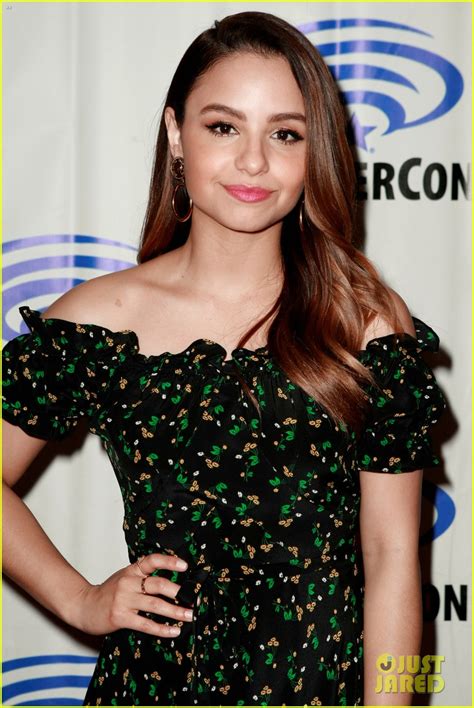 Netflix's 'She-Ra' Cast Unites for WonderCon 2019! | Photo 1225727 ...