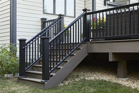 Deck Railing Ideas For A Stylish Outdoor Space