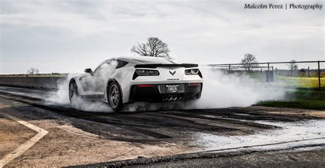 Corvette Z Races Challenger Hellcat Viper And Corvette Zr