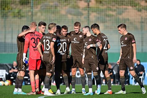 Schock für Hürzeler St Pauli Profi bricht Training ab