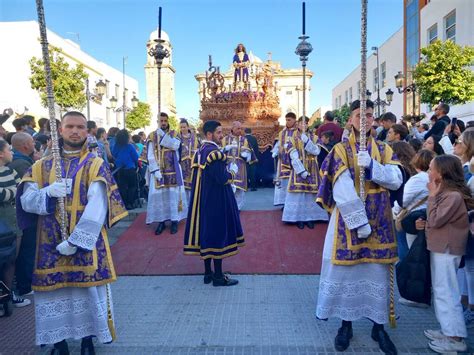 Las Im Genes Del Mi Rcoles Santo En Chiclana