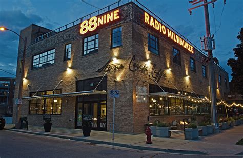 88nine Radio Milwaukee Exterior Neon Signage Catral Doyle Creative Co