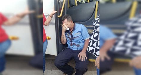 Vídeo briga de trânsito termina motorista de ônibus espancado