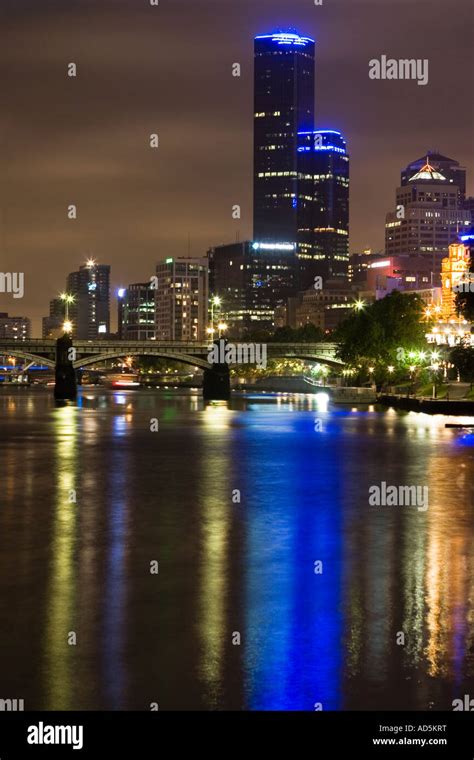 Melbourne skyline at night Stock Photo - Alamy