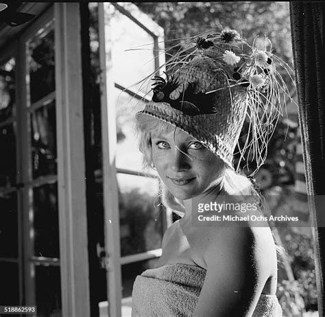 678 Susan Oliver Photos And High Res Pictures Getty Images