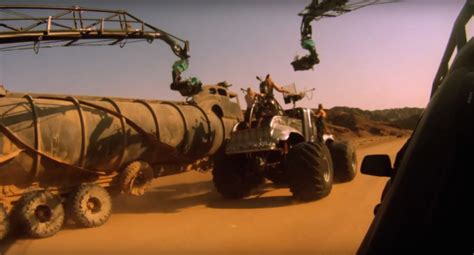 Mad Max: Fury Road: 20 Behind-The Scenes Photos That Change Everything