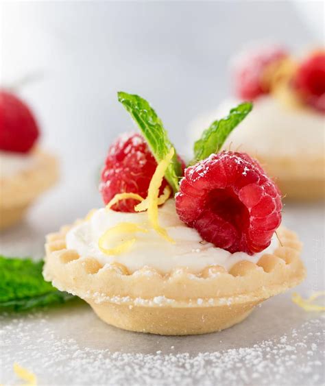 Mini No Bake White Chocolate Lemon Cheesecake Tarts The Chunky Chef