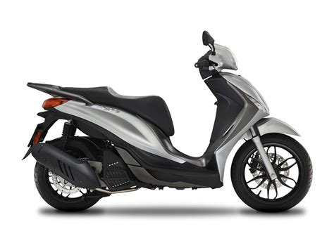 Motorrad Vergleich Peugeot Tweet Gt Vs Piaggio Medley S