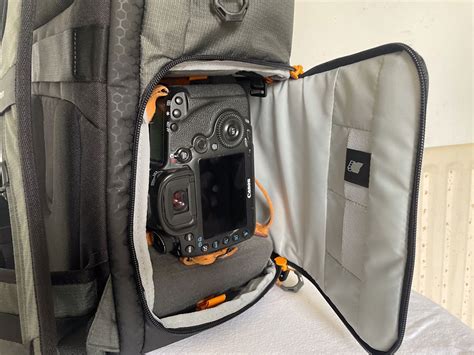 Lowepro Fastpack Pro BP 250 AW III Backpack Review