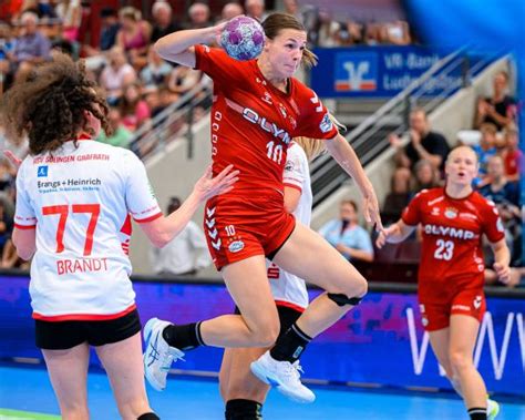 Handball Bundesliga Frauen F Nf Zweistellige Ergebnisse Am Ersten