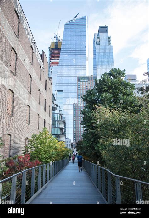 Views From High Line Walk Manhattan New York Usa Stock Photo Alamy