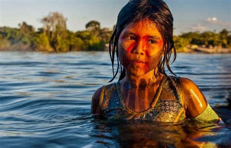 Sexy Naked Xingu Girls