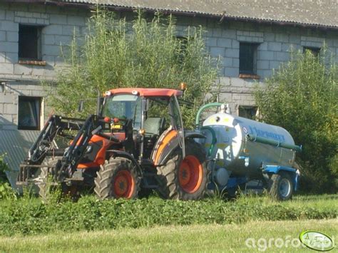 Zdjęcie traktor Kubota M9540 id 233535 Galeria rolnicza agrofoto