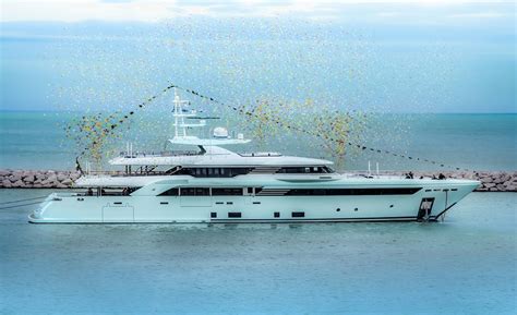 Crn S New Super Yacht Latona Meters Of Bespoke Details The