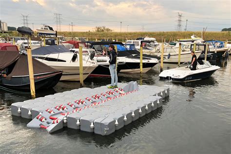 Drive-on Dock : Boat Lift | Photos - Dock marine Europe