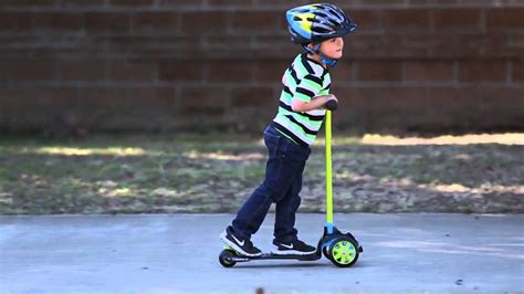 Детский самокат Razor Jr. T3. Трехколесный самокат для детей от 3 лет ...