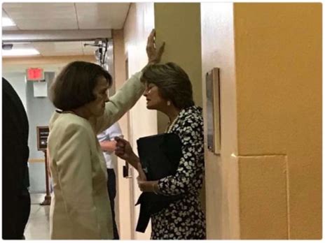 Sen. Dianne Feinstein announces her retirement - Must Read Alaska
