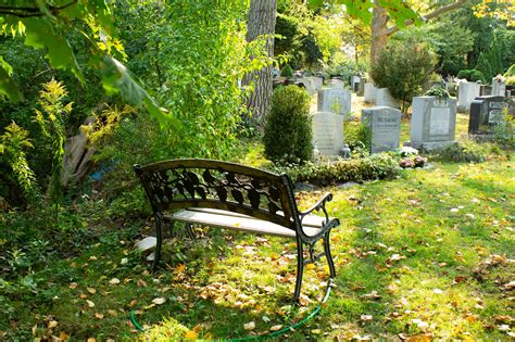 This Is Why Park Lawn Cemetery In Toronto Is Home To Two Mass Graves