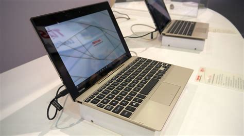 Hands On Toshiba Satellite Click Review Techradar