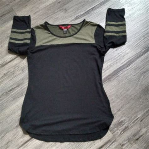 Hot Kiss Tops Hot Kiss Bg Top Poshmark
