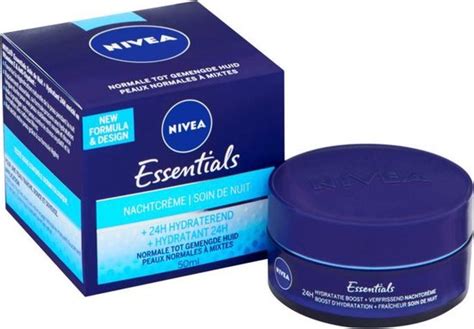 Nivea Essentials Hydraterende nachtcrème 3 x 50 ml bol